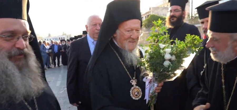 Με τιμές αρχηγού κράτους