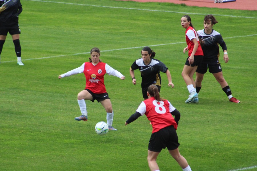 ΓΥΝΑΙΚΕΙΟ Β' ΕΘΝΙΚΗ