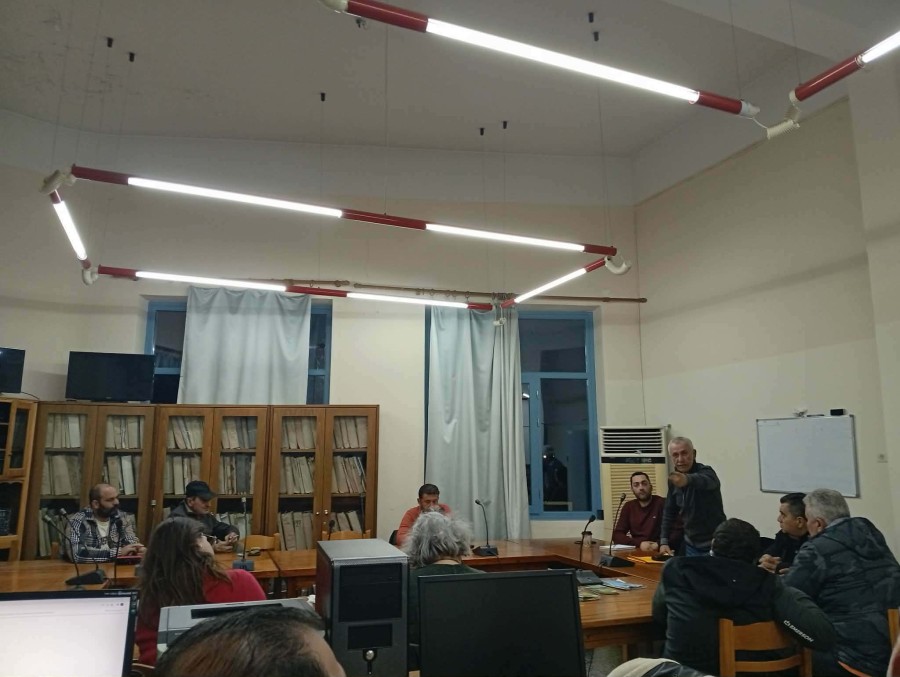 Ενδιαφέρον και στον Πολιχνίτο