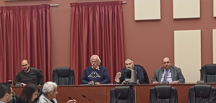 Στη συνεδρίαση λογοδοσίας Δ.Λέσβου αποφάσεις για τον αφθώδη πυρετό