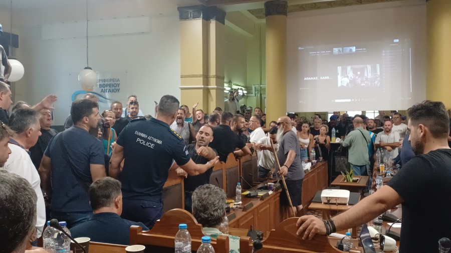 Ένταση στη διαμαρτυρία των κτηνοτρόφων